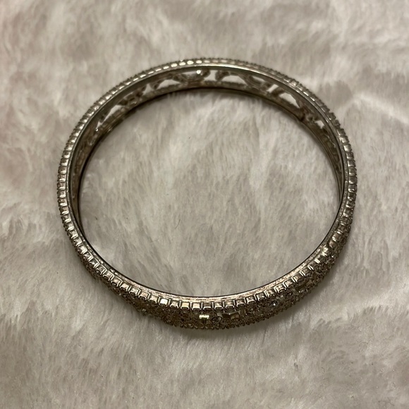 Elegant bracelet with rhinestone - Picture 3 of 3